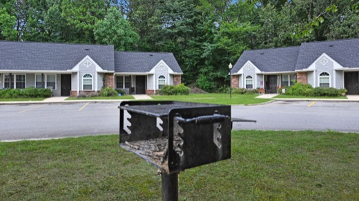 Deer Run Apartments photo 4
